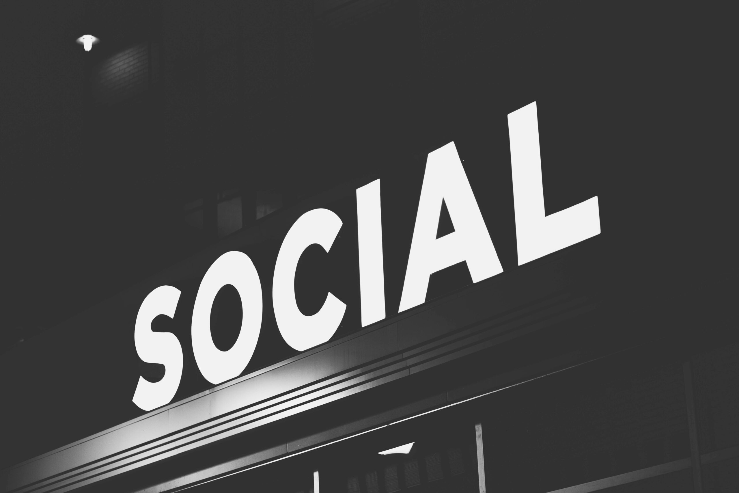 mike-setchell--Ko1mxsP5Q8-unsplash